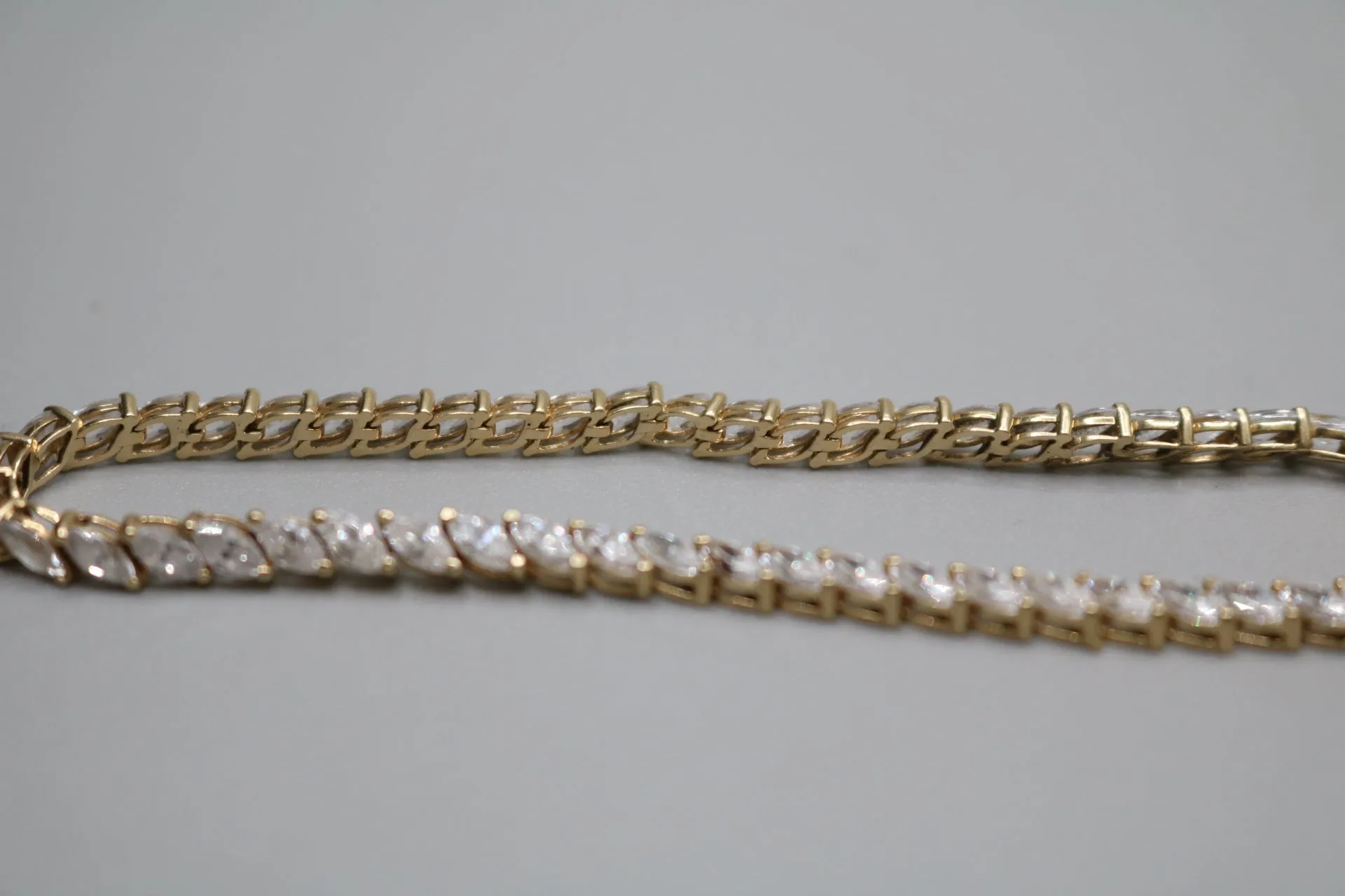 14K Yellow Gold Tennis Bracelet W/ Cubic Zirconia (Size 8)