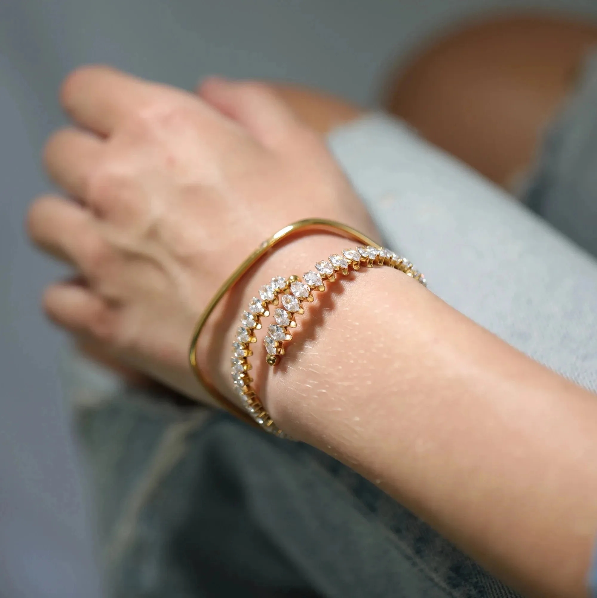 18k Gold-Filled Zircon Baguette Bangle