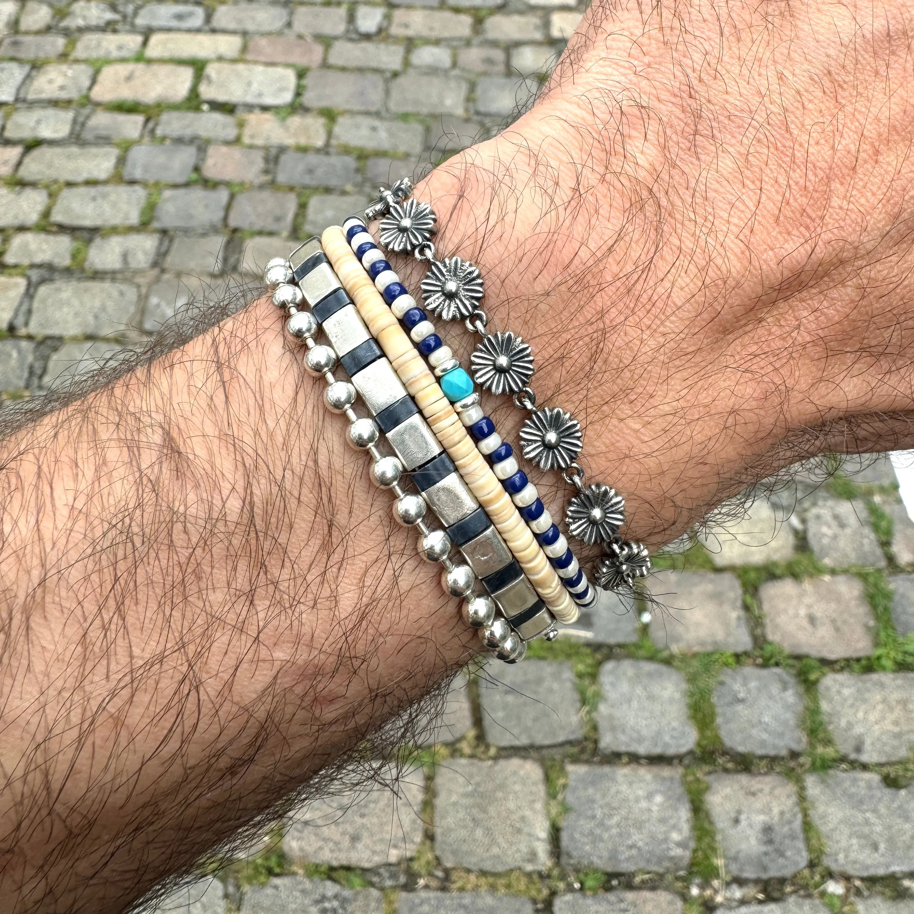 2mm Beads Dandy Bracelet (Pearl/Blue)