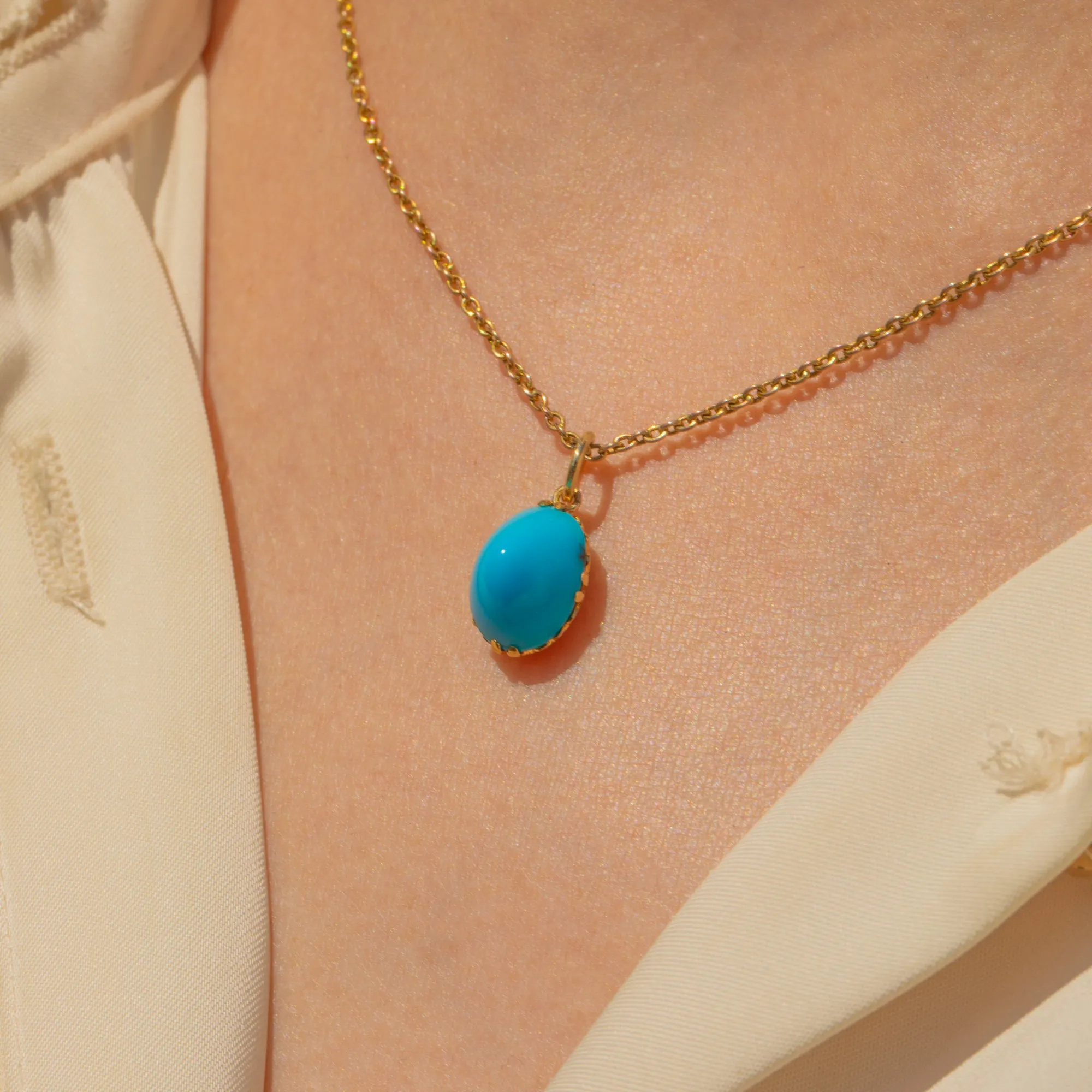 Antique 18ct Gold Turquoise Sugarloaf Charm