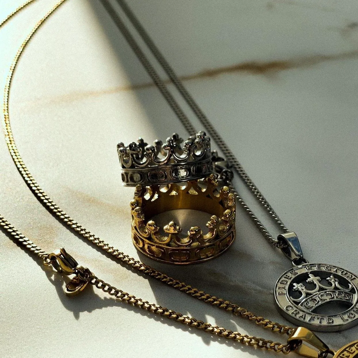 Crown Ring (Gold)