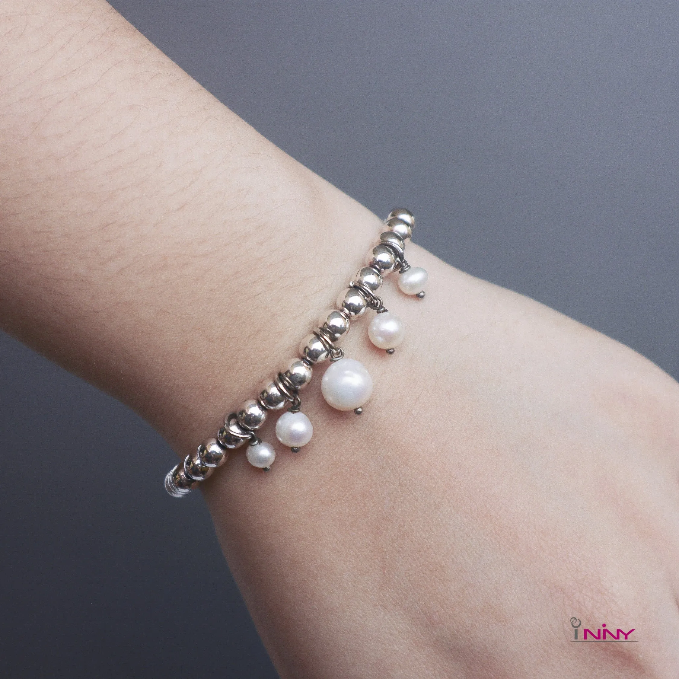 Fresh Water Pearl in Silver Beads Bracelet