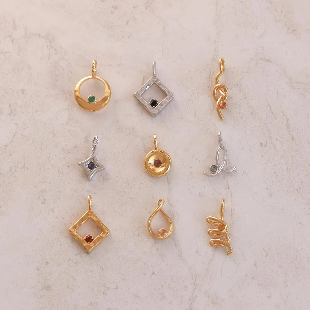 Gold Tone Loop Necklace Charm