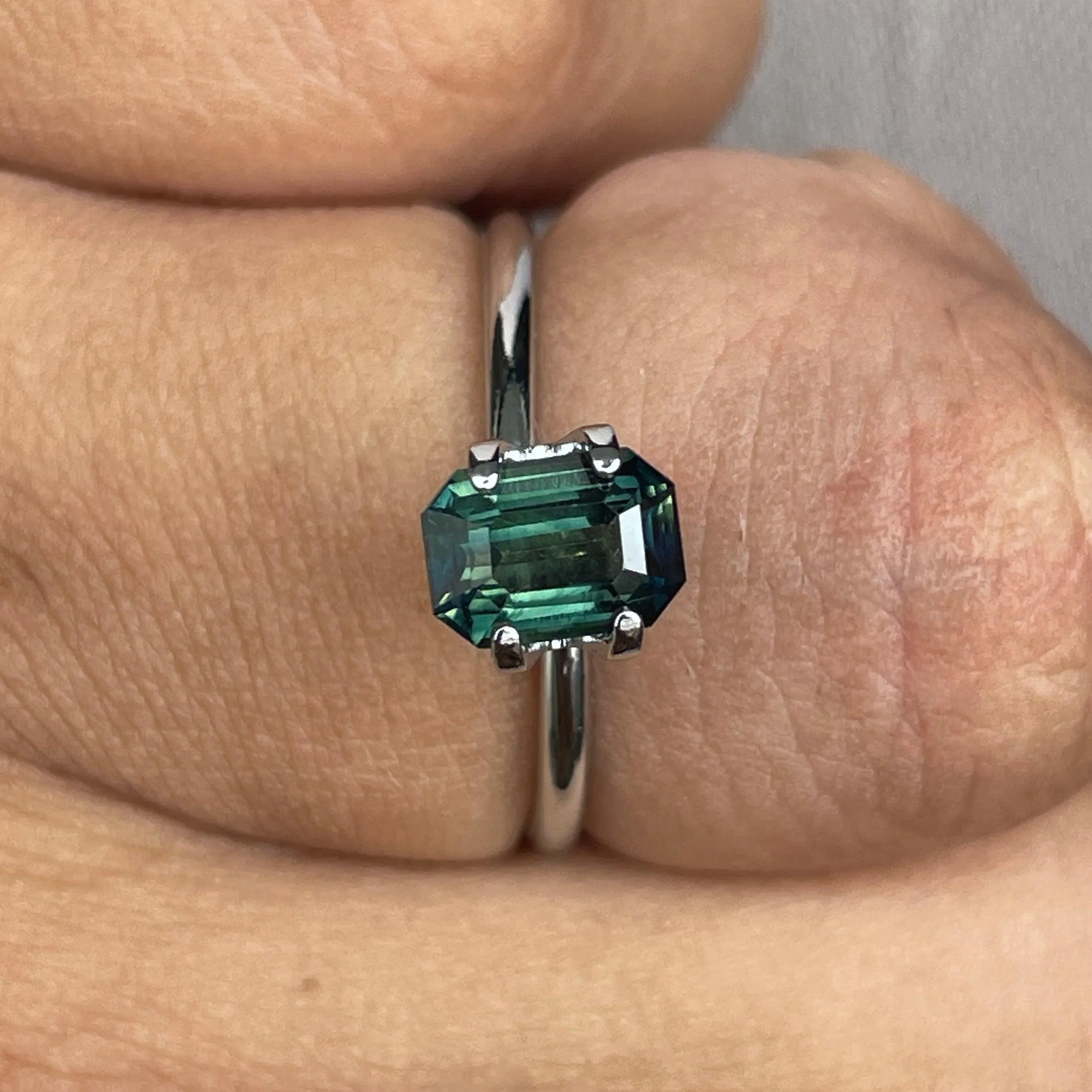 Minimalist 1.55 crt Emerald Shaped Green Sapphire for Pendant Necklace, Dainty Wedding Necklace Valentine's Gift for Her