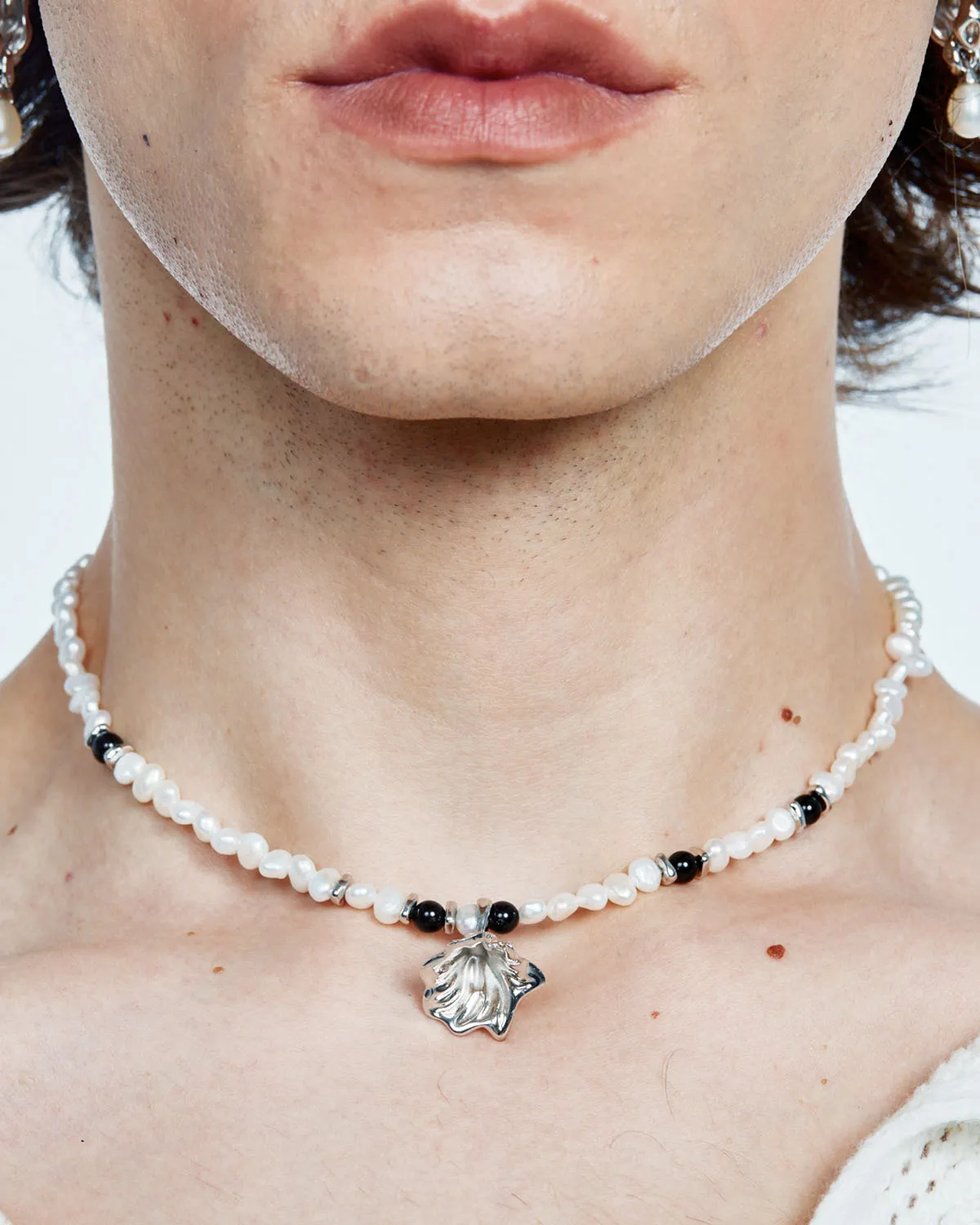 RADIANCE Pearl Drop Necklace