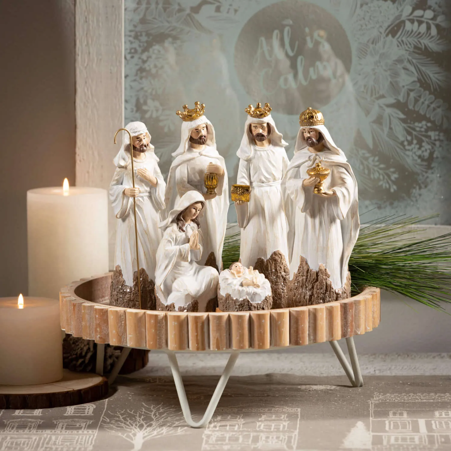 Raised Wooden Pedestal Set