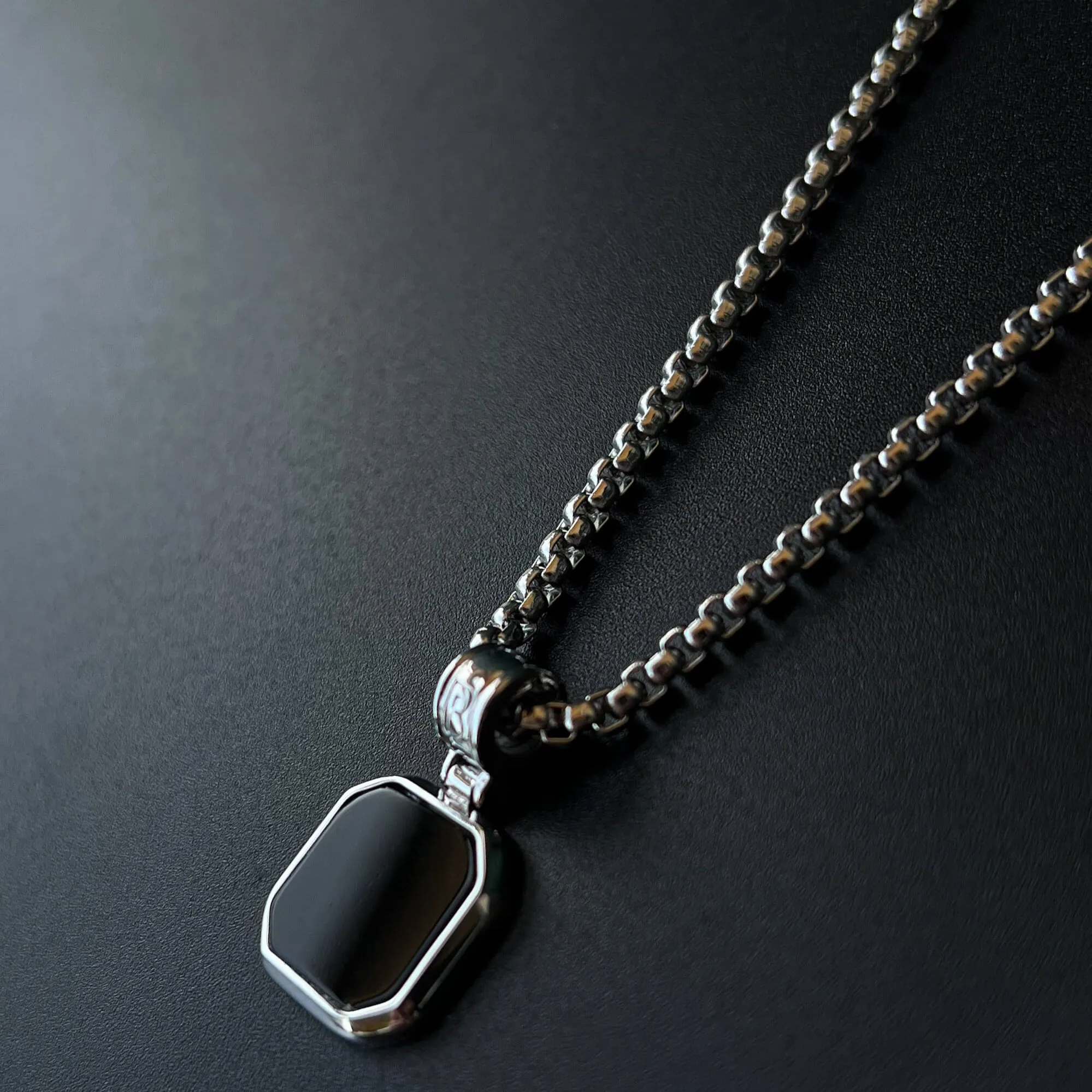 The Silver Plated Onyx Stone Square Necklace