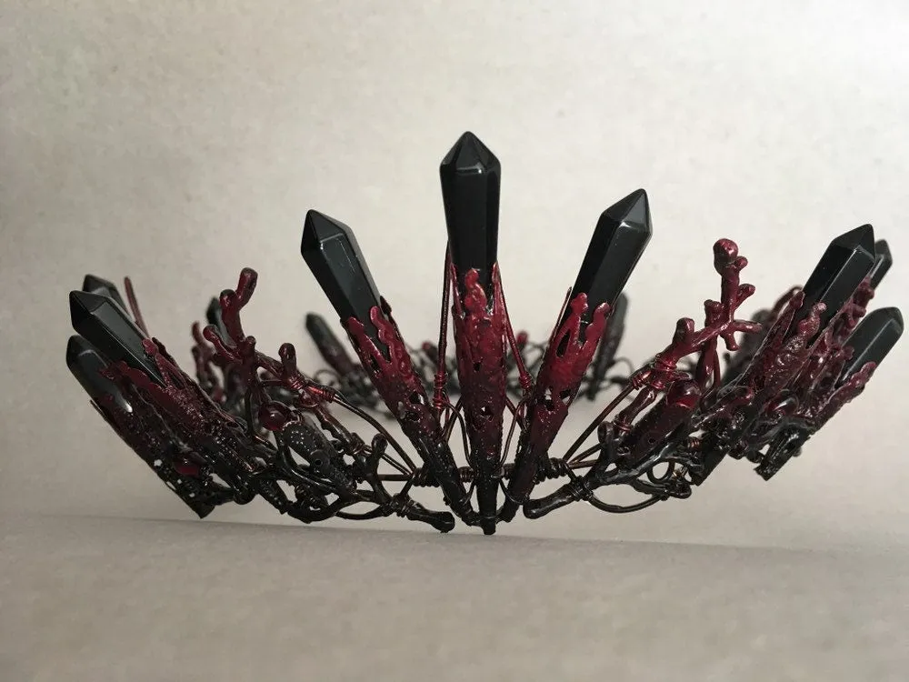 The VIVIENNE Black Burgundy Full Crown.