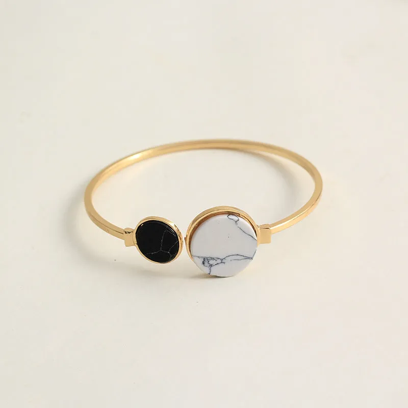 Triangle round turquoise bracelet